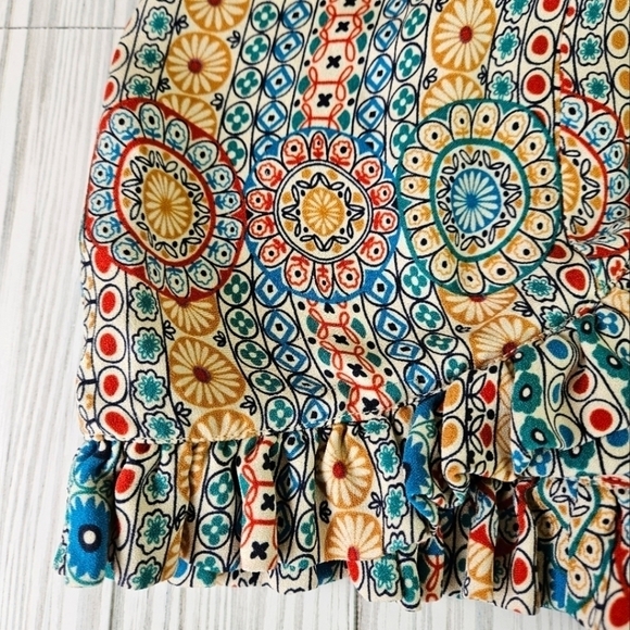 Marc Jacobs Floral and Paisley Print Ruffle Silk Dress in Cream and Green Size 6 - Picture 12 of 14